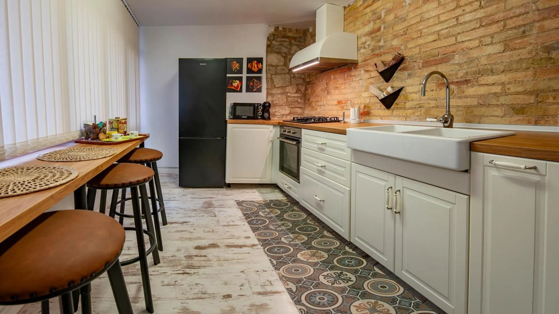 Casa Boutique Kimeta Villa Tarrega Spain